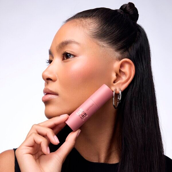 Catrice Blushin' Charm 050 Radiant Honey multifunkciós stift 5,5 g
