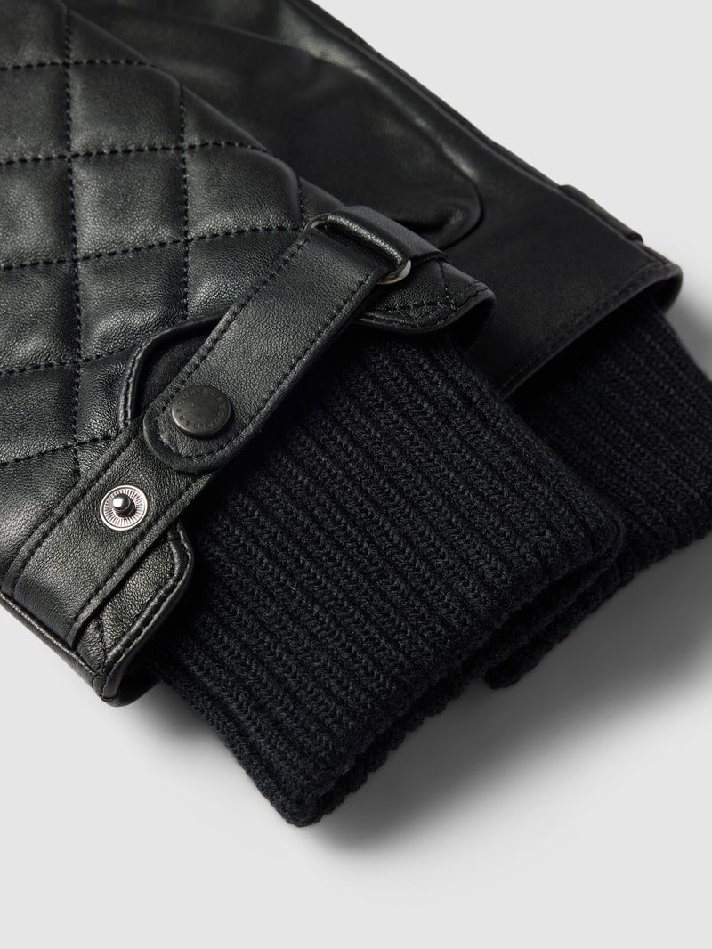 Handschuhe mit verstellbarem Riegel Modell 'QUILTED' in schwarz