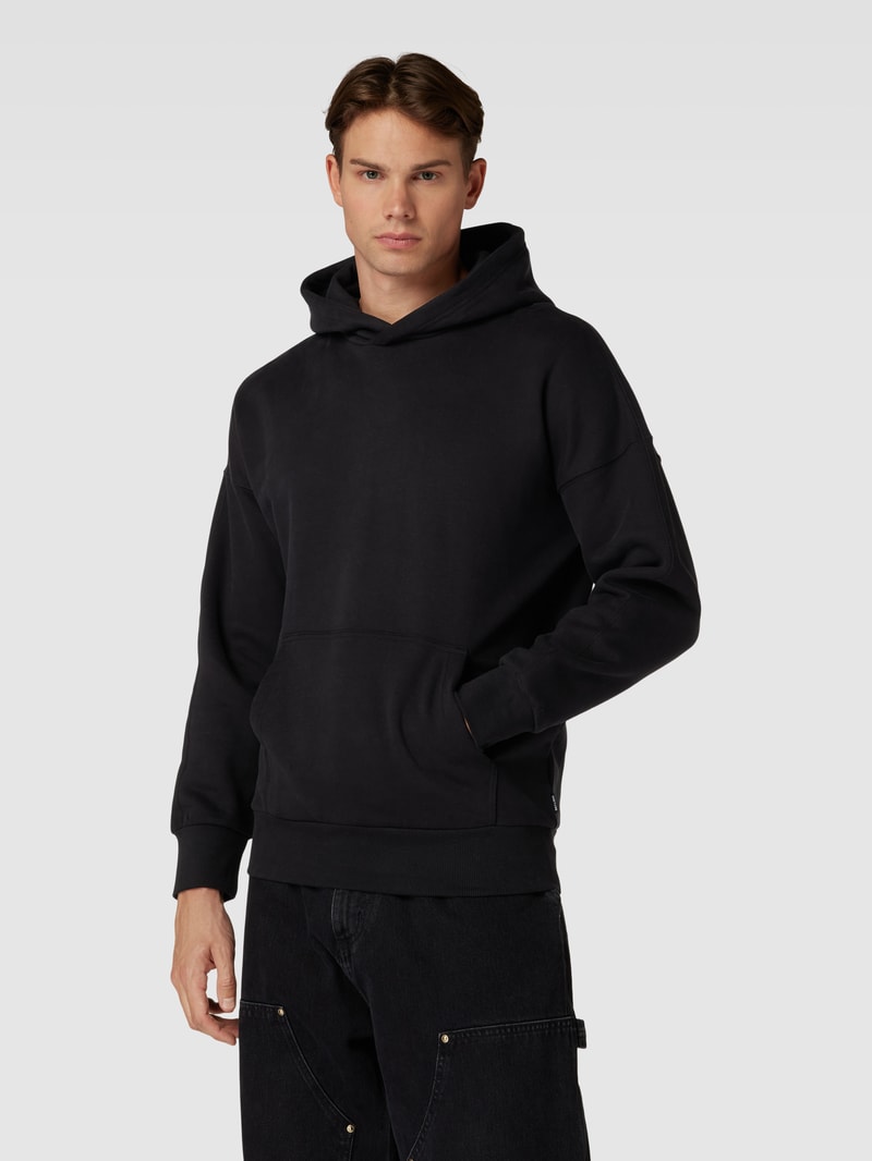 Oversized Hoodie mit Känguru-Tasche Modell 'DAN' in schwarz