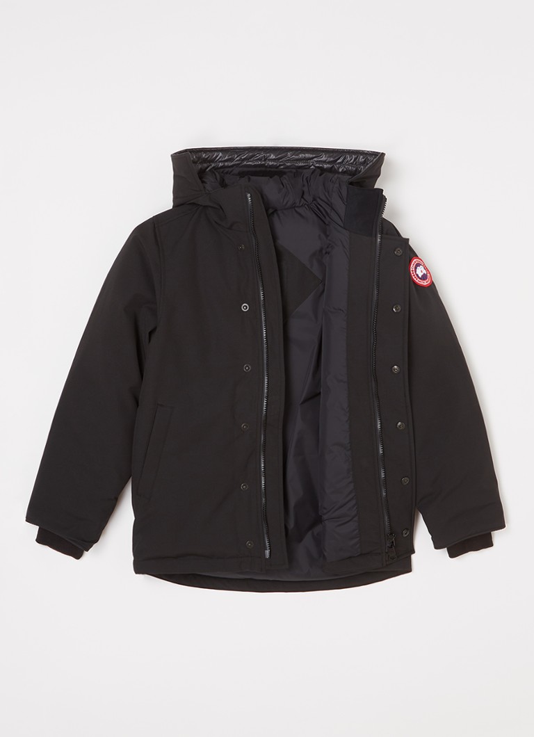 Parka Canada Goose Logan cu umplutură de puf și glugă.