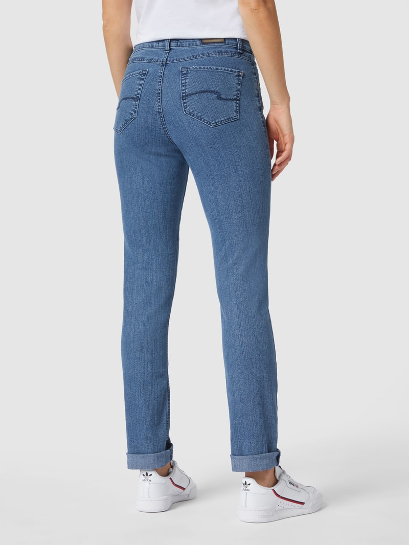 Jeans mit Stretch-Anteil in blau