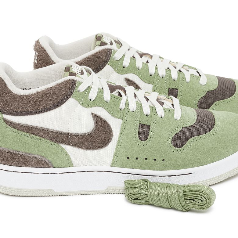 NIKE Mac Attack 