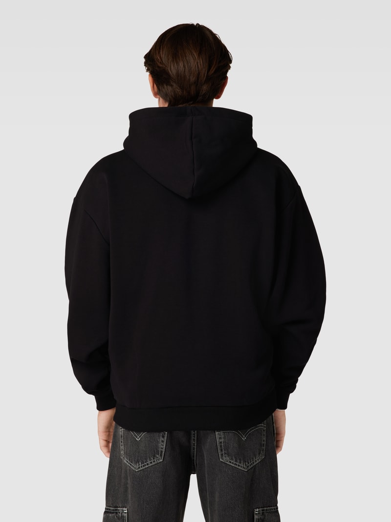 Sweatjacke mit Label-Detail in black