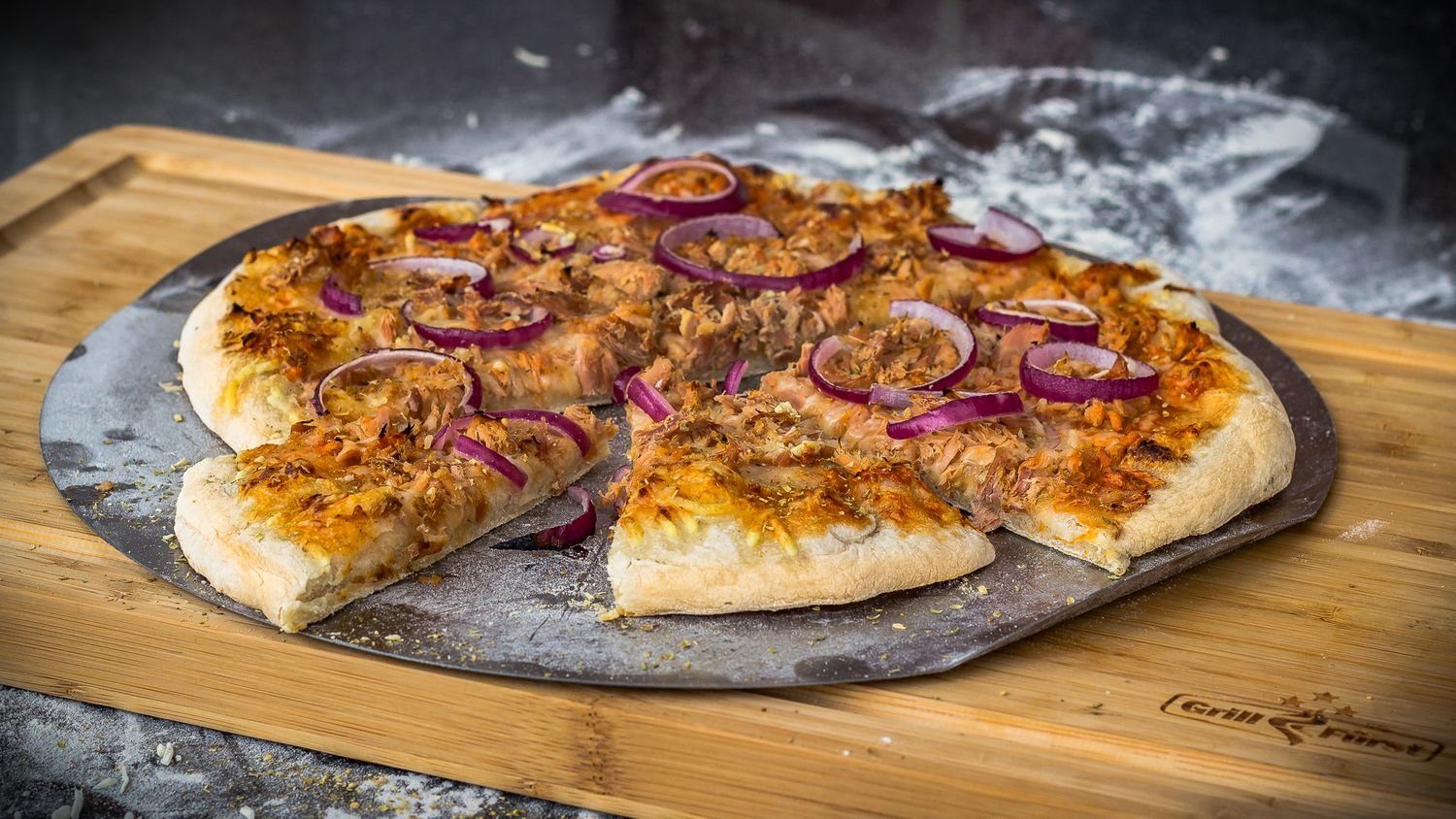 Grillfürst Aromaplanke Grillfürst Pizzablech Edelstahl 31 cm