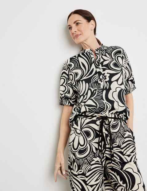 Legere Bluse mit Allover-Muster