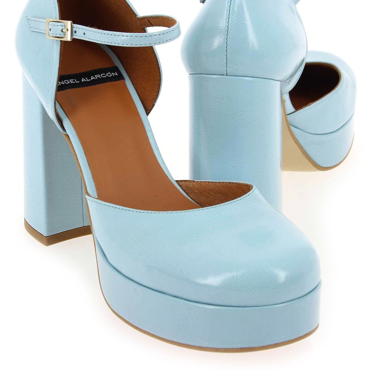 Angel Alarcon  23082-922A - Bleu ciel
