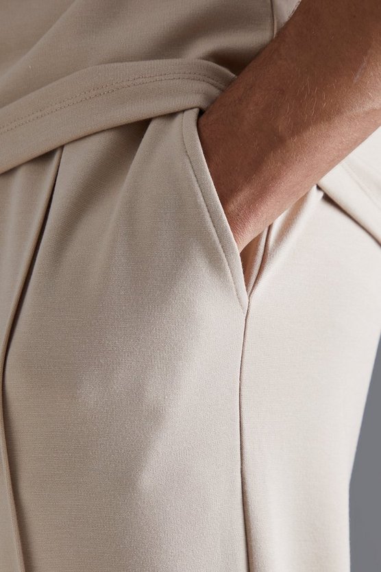 Schmale Slim-Fit Jogginghose mit elastischem Bund