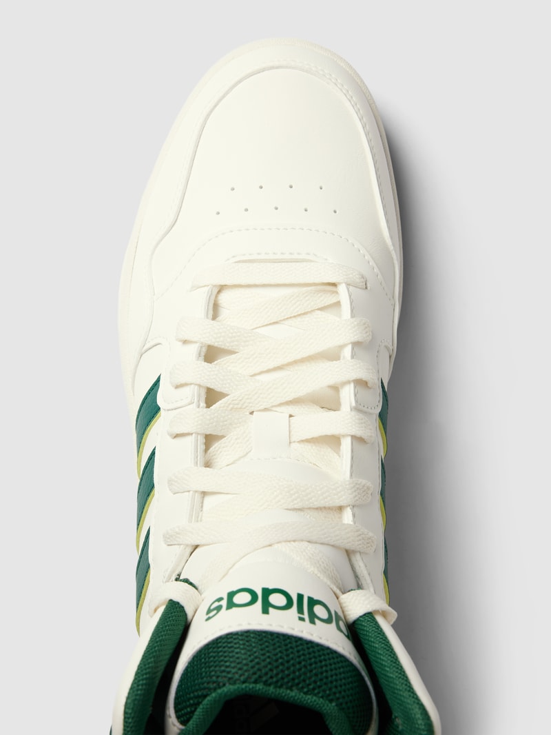 High Top Sneaker mit Kontrastbesatz Modell 'HOOPS 3.0 MID' in weiß