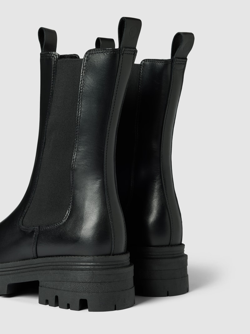 Chelsea Boots aus Leder in schwarz