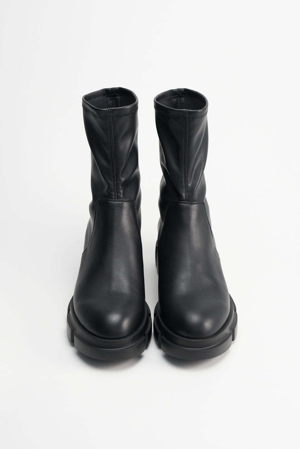CPH668 vegan nappa black