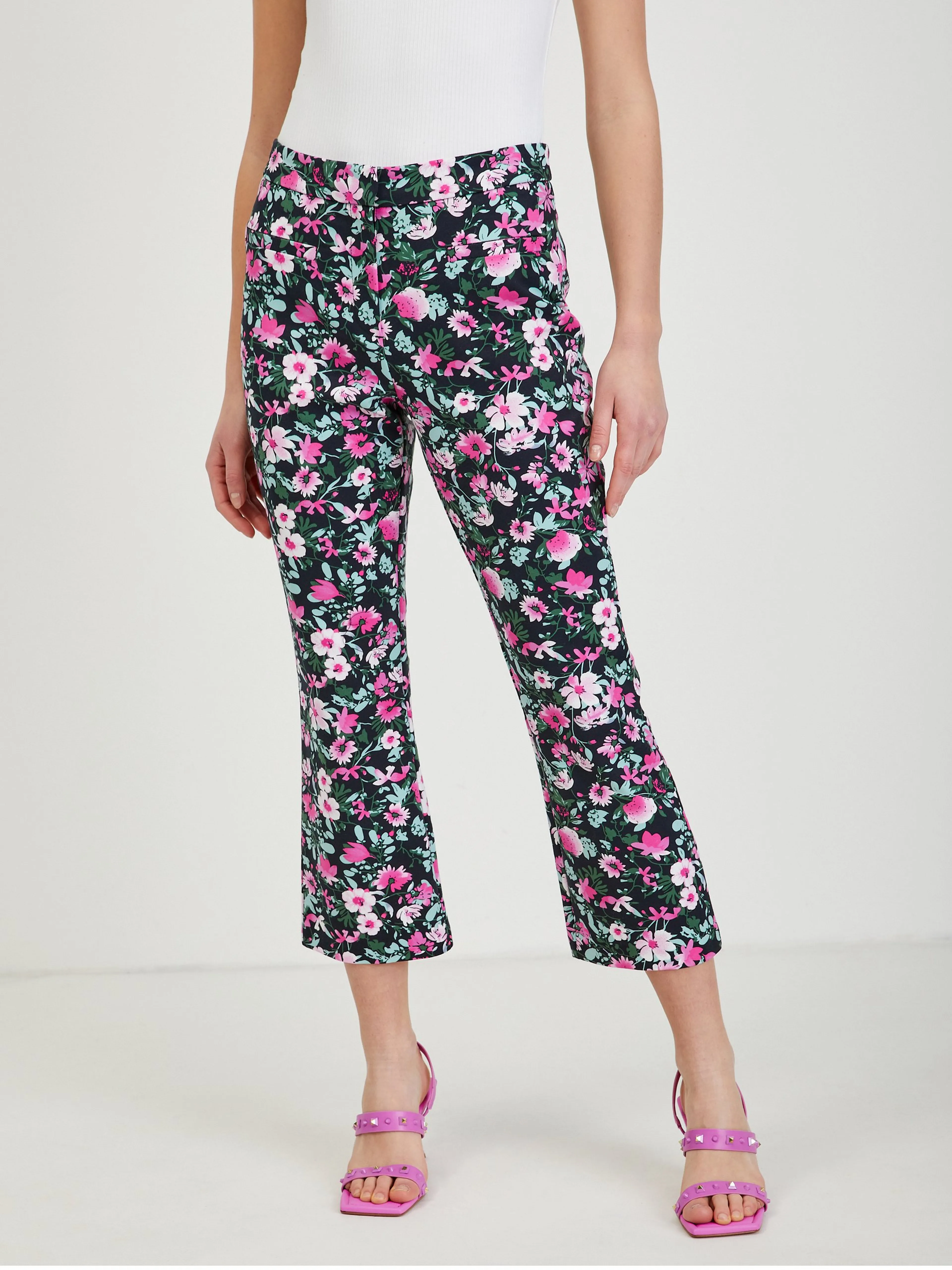 Schwarze Damenhose mit Blumenmuster ORSAY