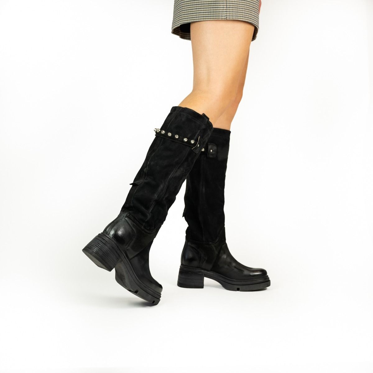 AS98  B15301 - noir