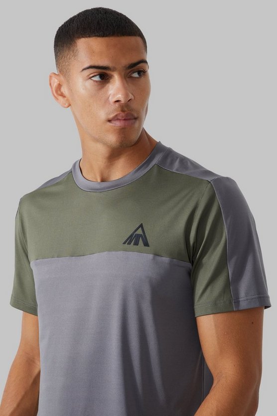 Man Active Colorblock T-Shirt