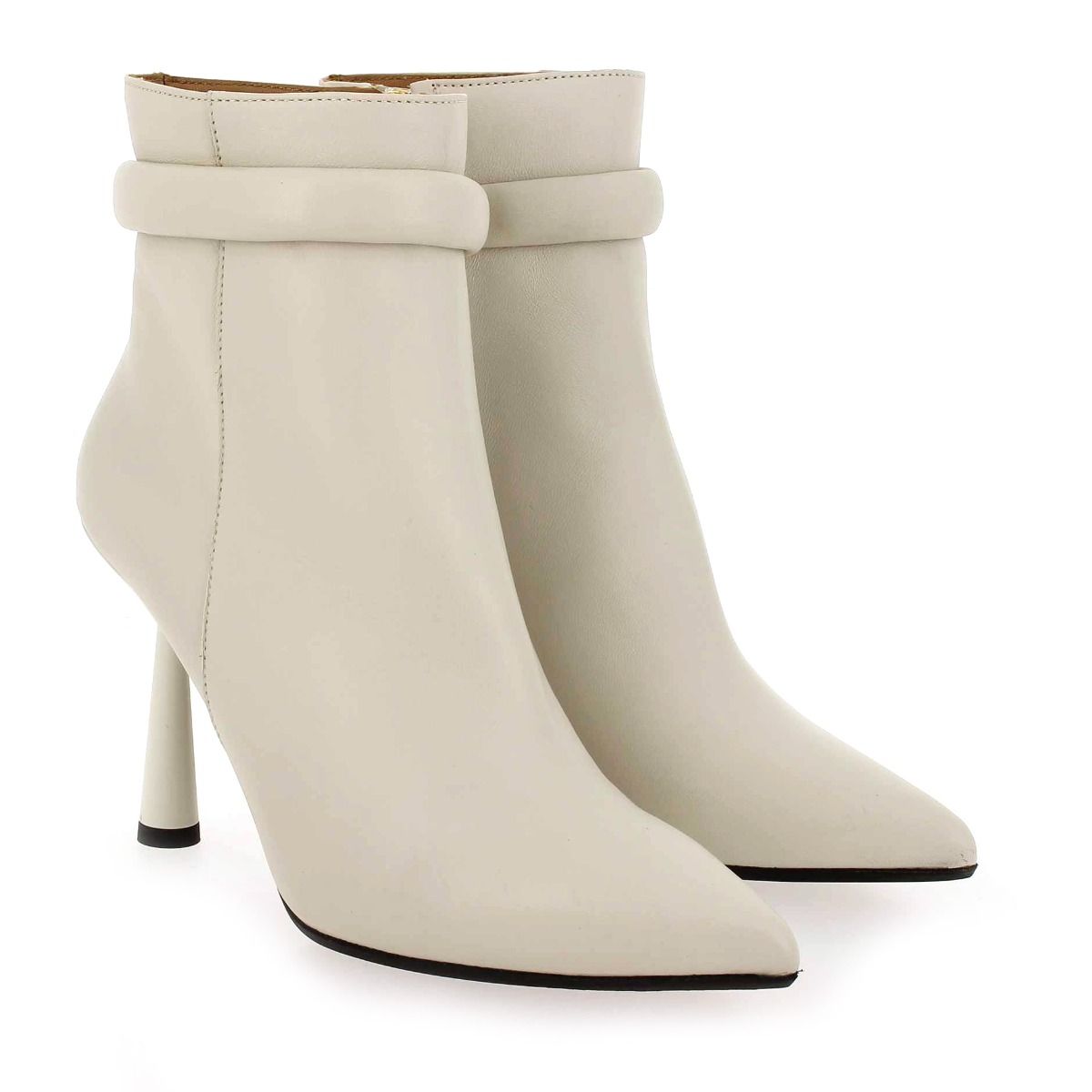 Chantal 1962  1859 - beige