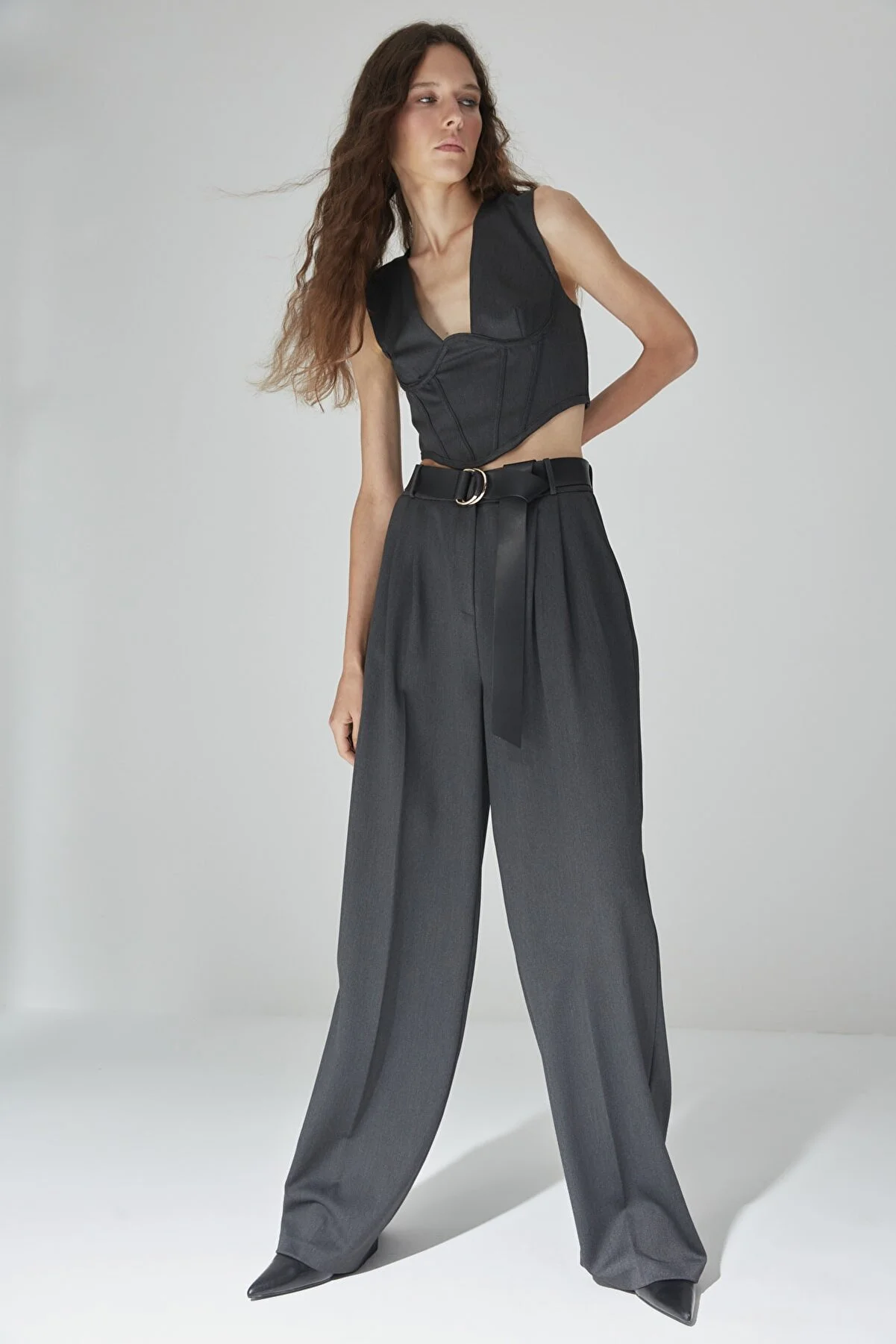Trendyol Collection  Anthrazitfarbene Webhose TPRAW23PL00016