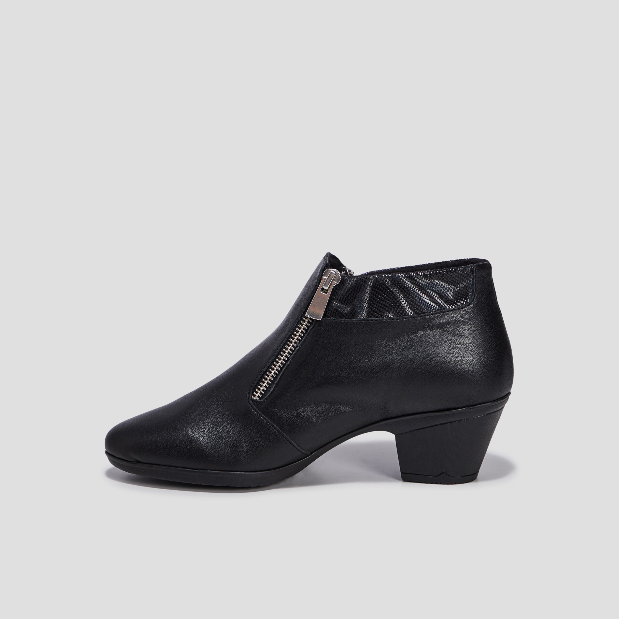 Bottines à talons en cuir noir femme | La Halle