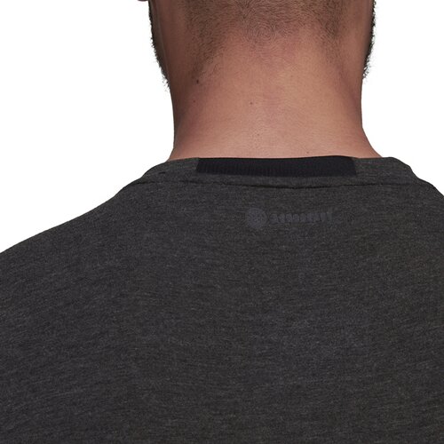HERREN SHIRT DESIGNED FOR TRAINING
