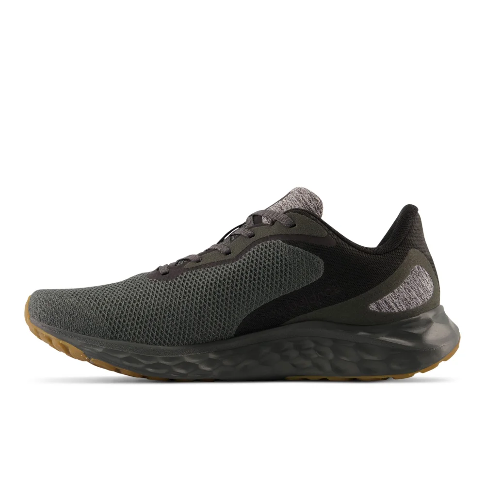 New Balance Fresh Foam Arishi v4 MARISRK4 / grau