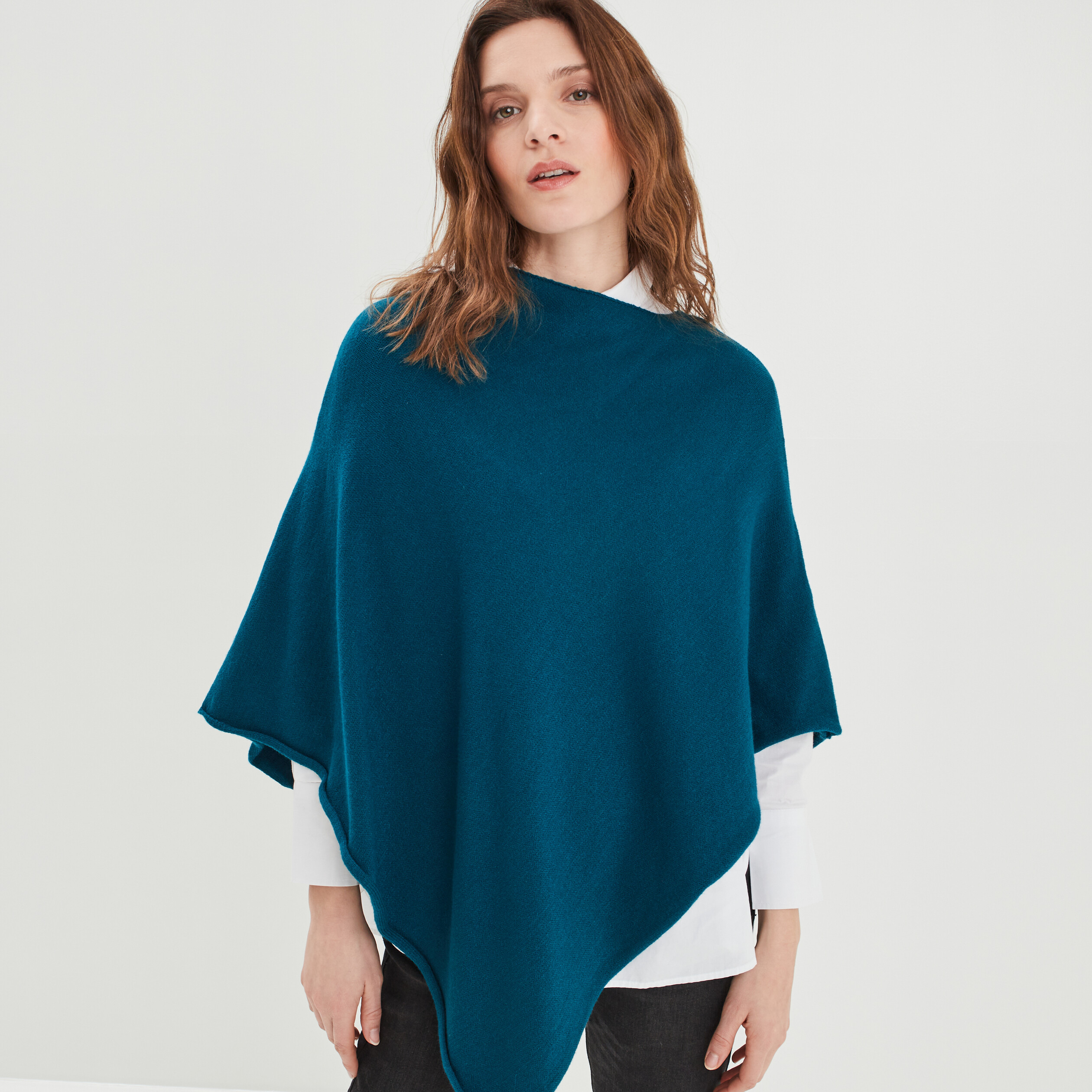 Poncho asymétrique bleu canard femme | La Halle