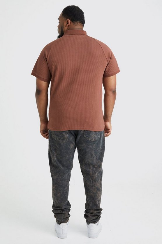 Plus geripptes Jersey-Poloshirt mit Tasche