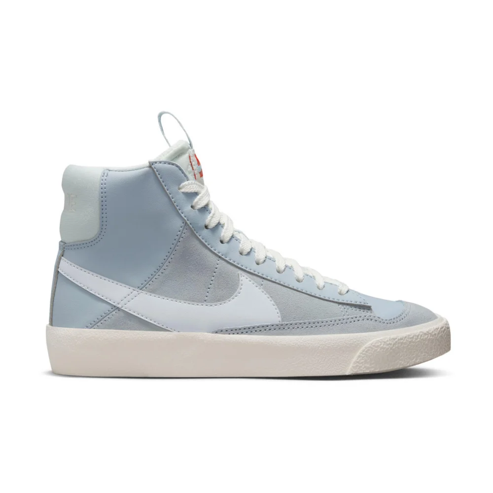 Nike Blazer Mid 77 DQ6084-401 / blau