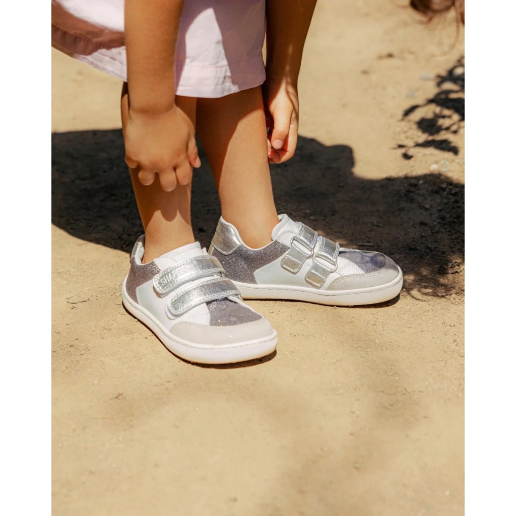 Shapen Charm Mini Silver Leather Barfußsneakers