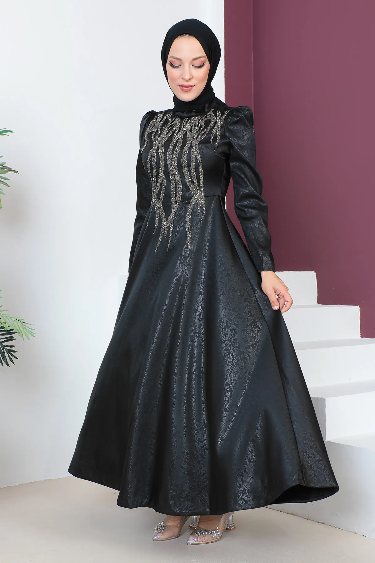 Tesettür Dünyası  Abendkleid mit Paillettendetail auf der Vorderseite TSD230634 Schwarz