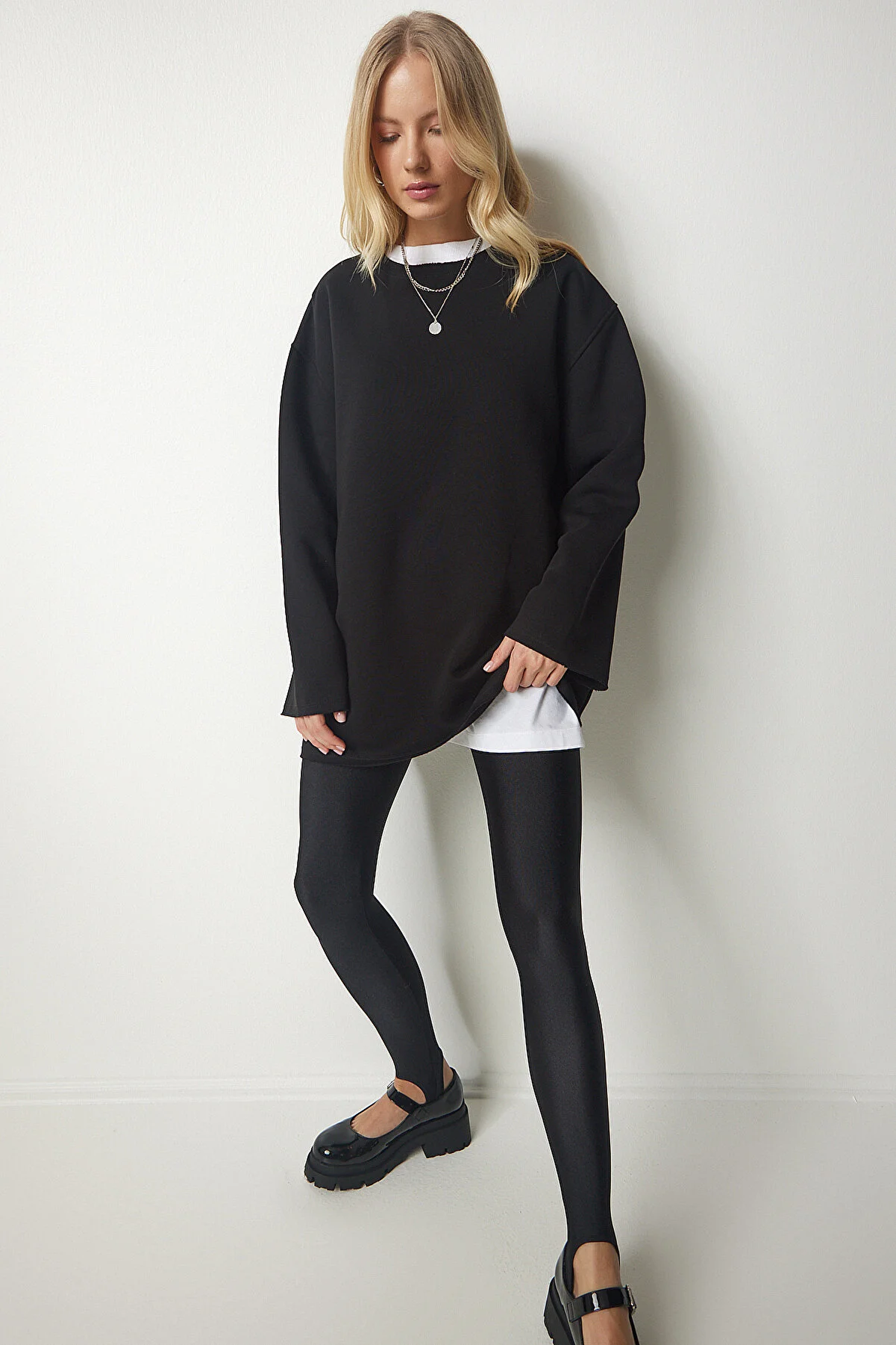 Happiness İstanbul  Sweatshirt - Schwarz - Regular Fit