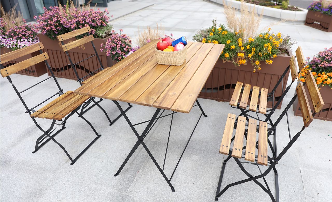 CHILLROI 5 teiliges Outdoor-Klappstuhl-Set aus Akazienholz