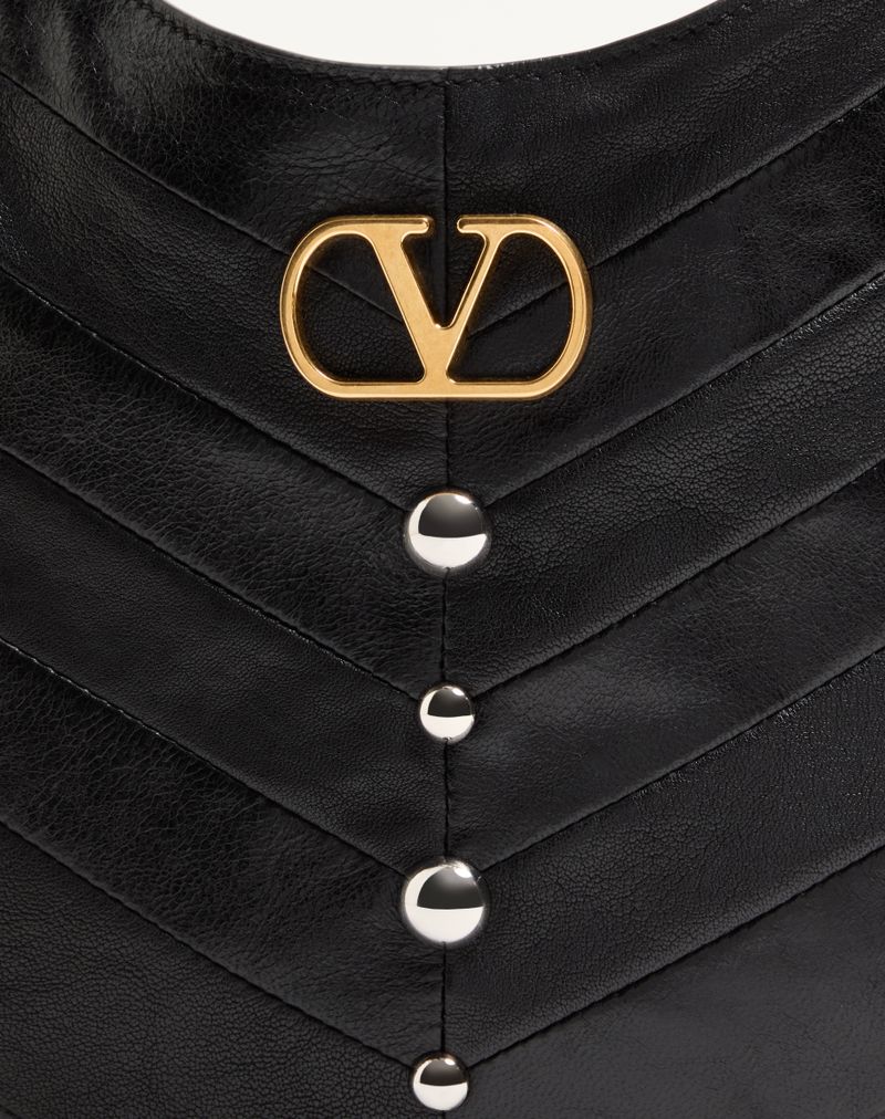 Valentino Garavani Hobo-taske i nappa med chevronmotiv og nitter