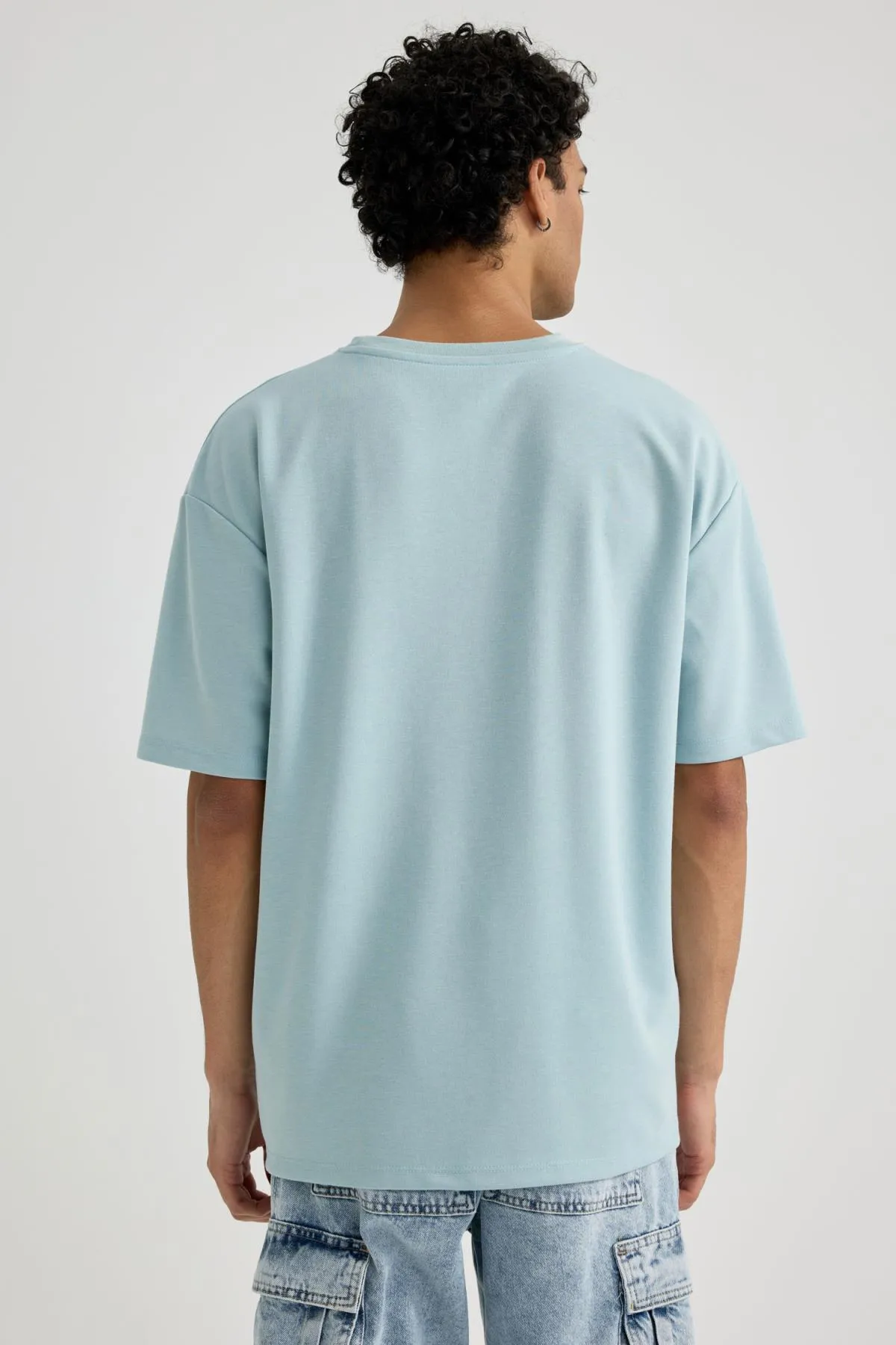 DeFacto  T-Shirt mit Rundhalsausschnitt in Oversize-Passform