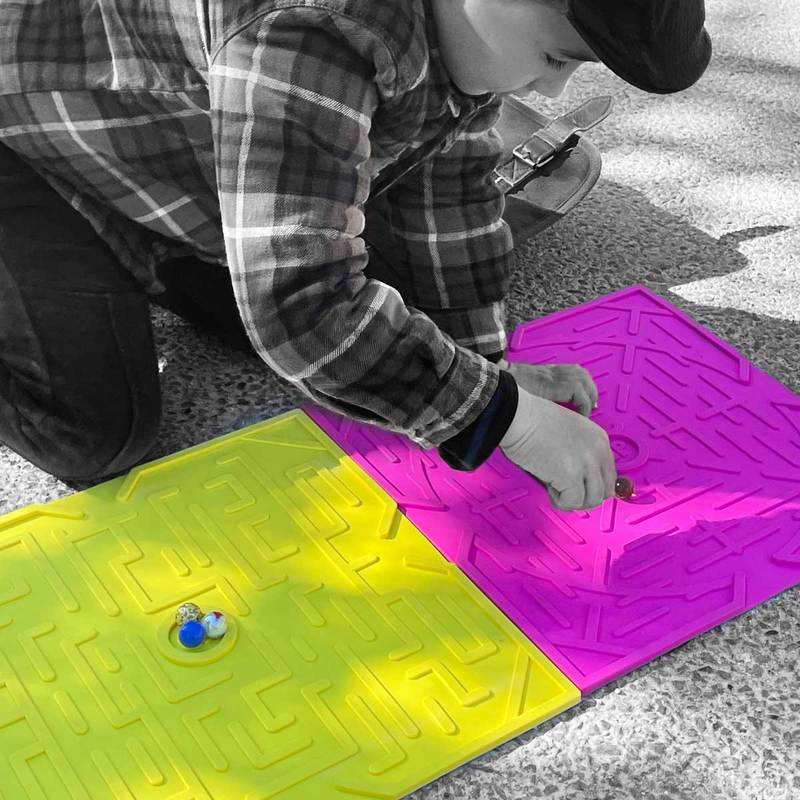 Tapis de jeu pour billes jaune GAMEPLAK