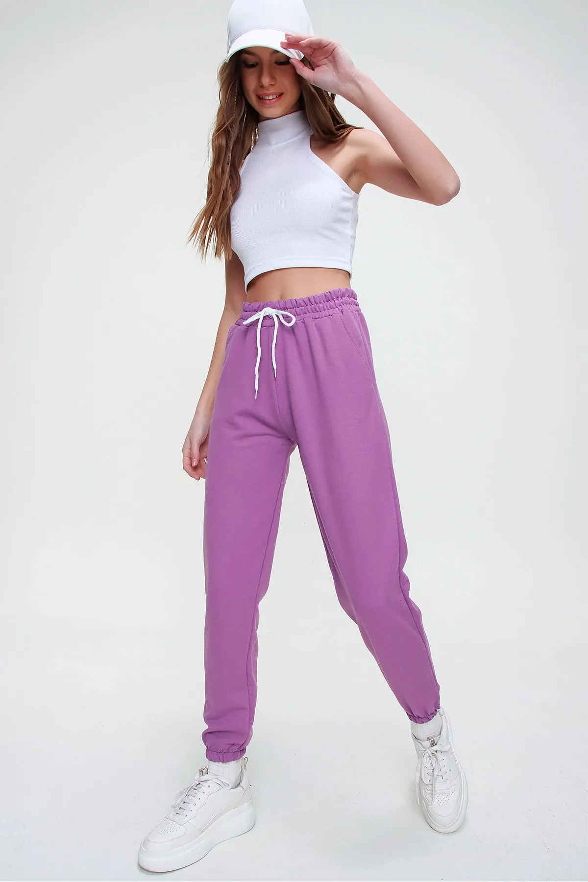 Trend Alaçatı Stili  Damen Basic Jogginghose mit elastischem Bund und Bein in Dunkellila ALC-X5902