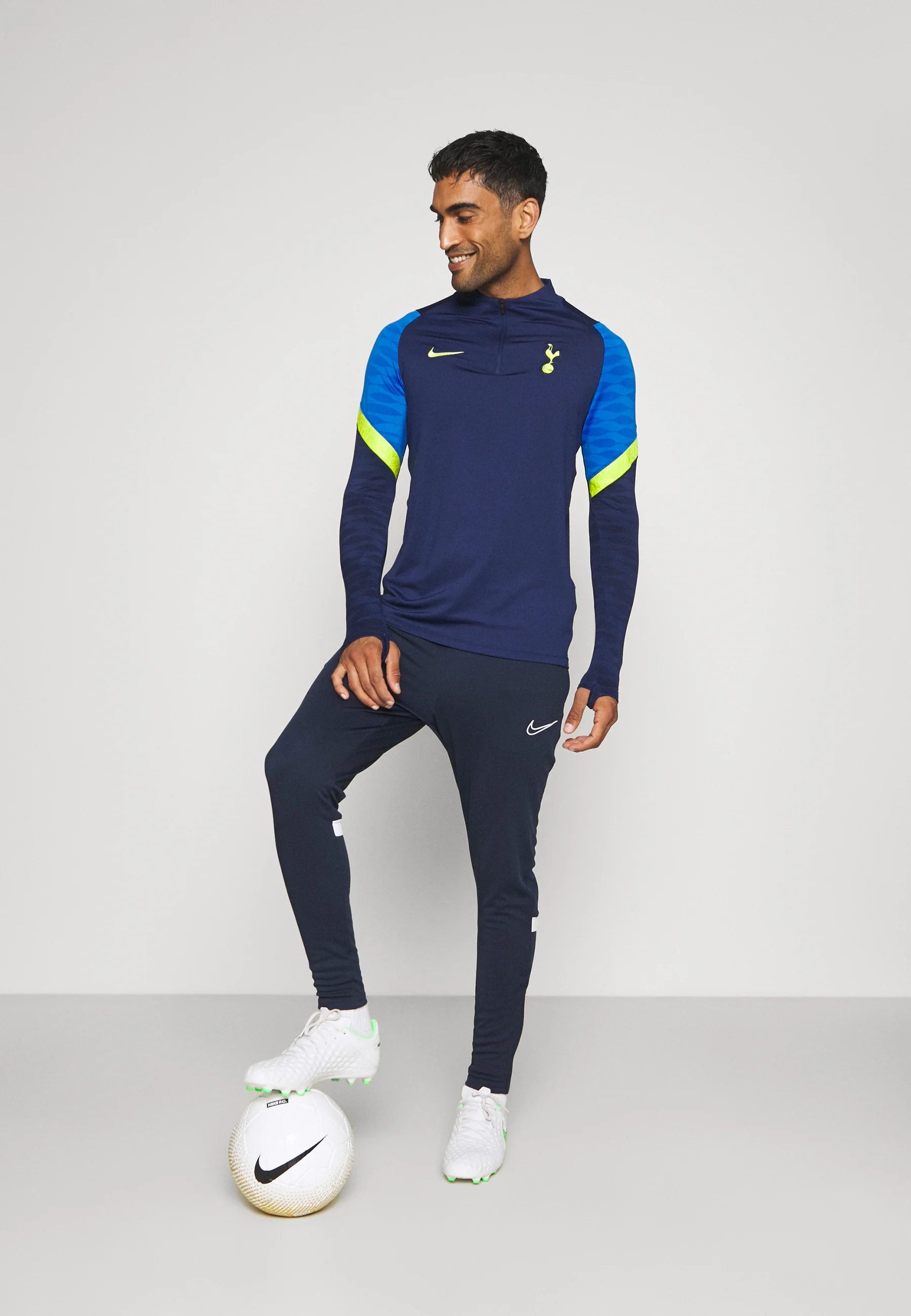 Nike Performance ACADEMY PANT - Pantalones deportivos