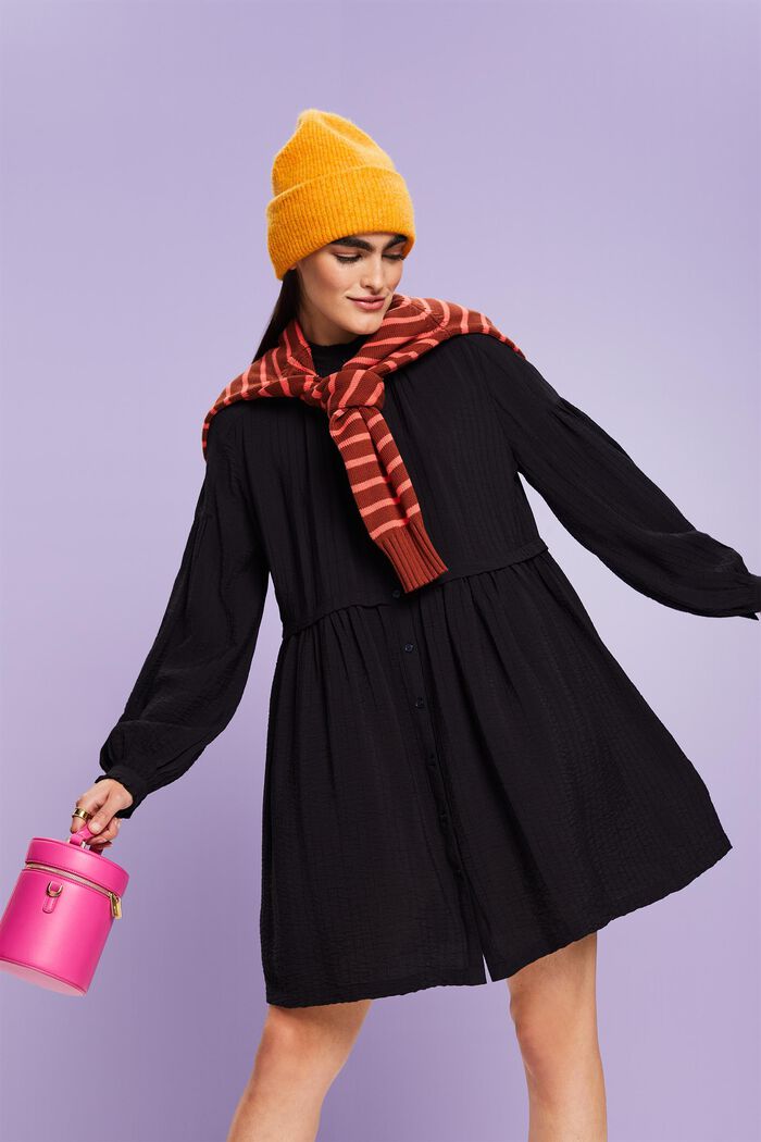 Strukturiertes Minikleid mit Rüschen-Details