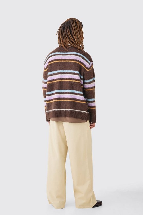 Chino-Hose mit extrem weitem Bein und Anhänger