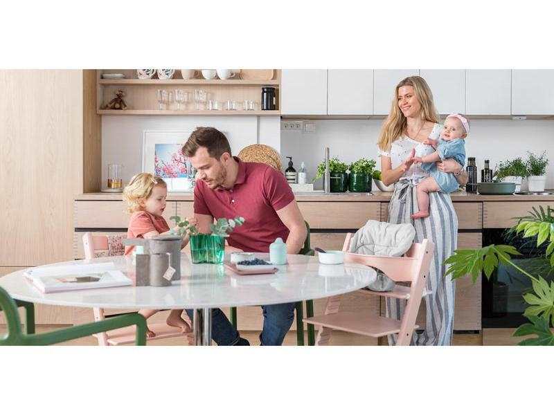 Pack chaise TRIPP TRAPP Rose Poudre avec Baby Set et Tablette