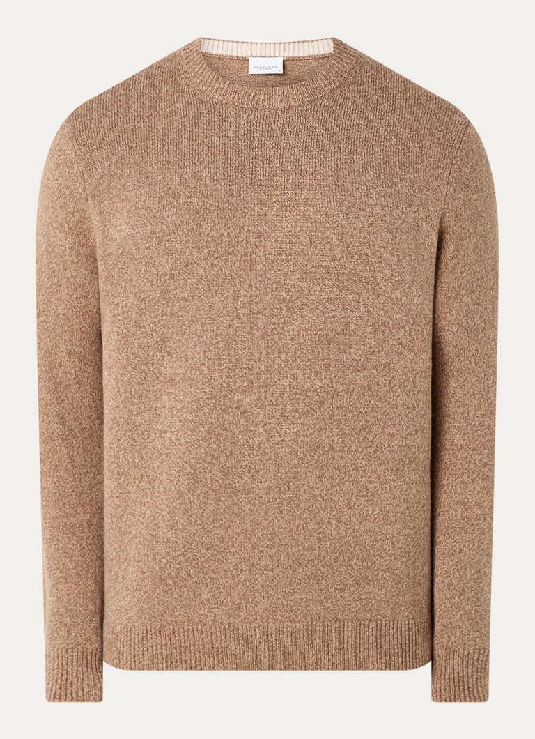 Tricou Profumo confecționat din material fin tricotat cu amestec de lână.