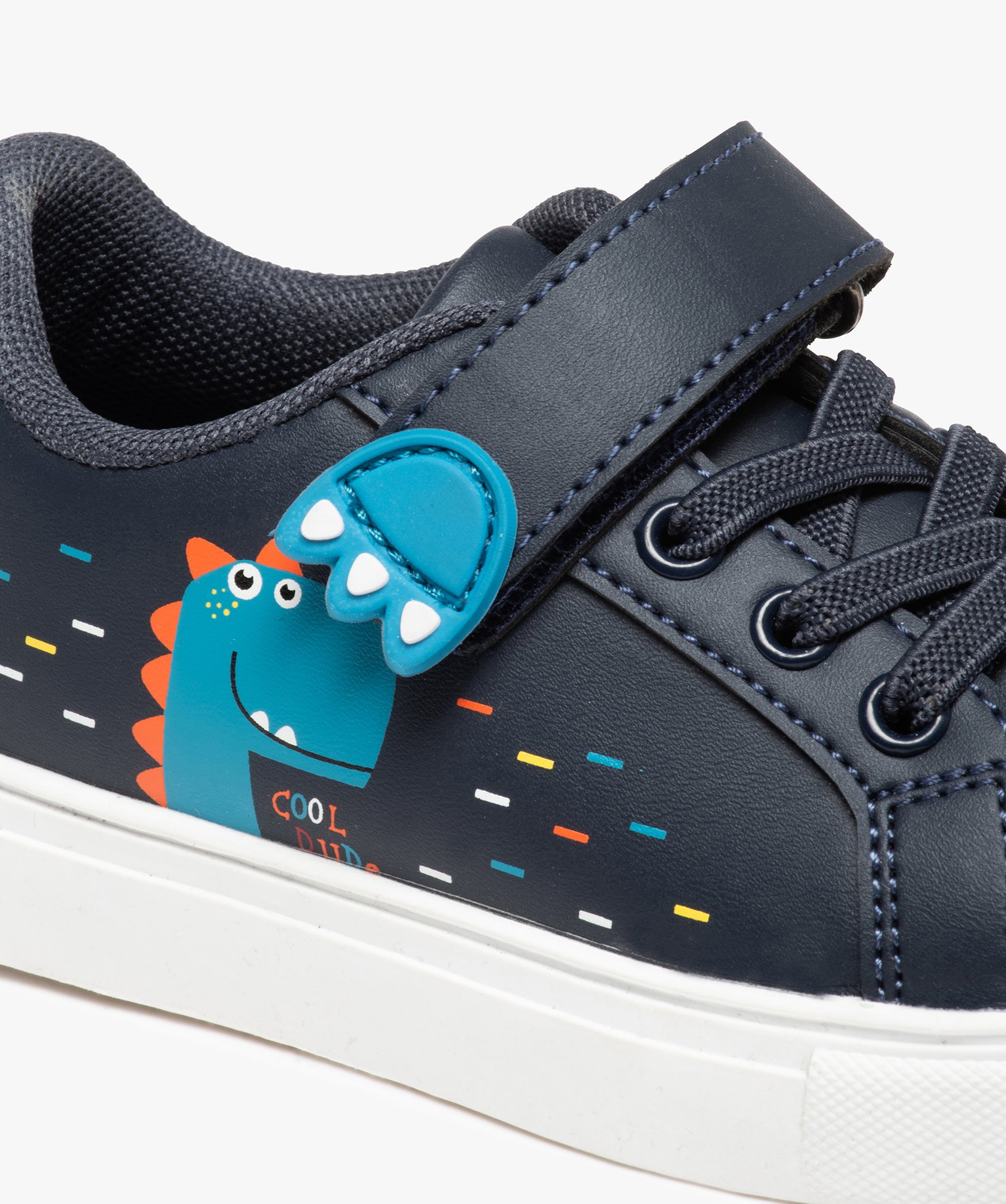 Baskets Garçon unies détail dinosaure du 24 au 30 marine | GEMO