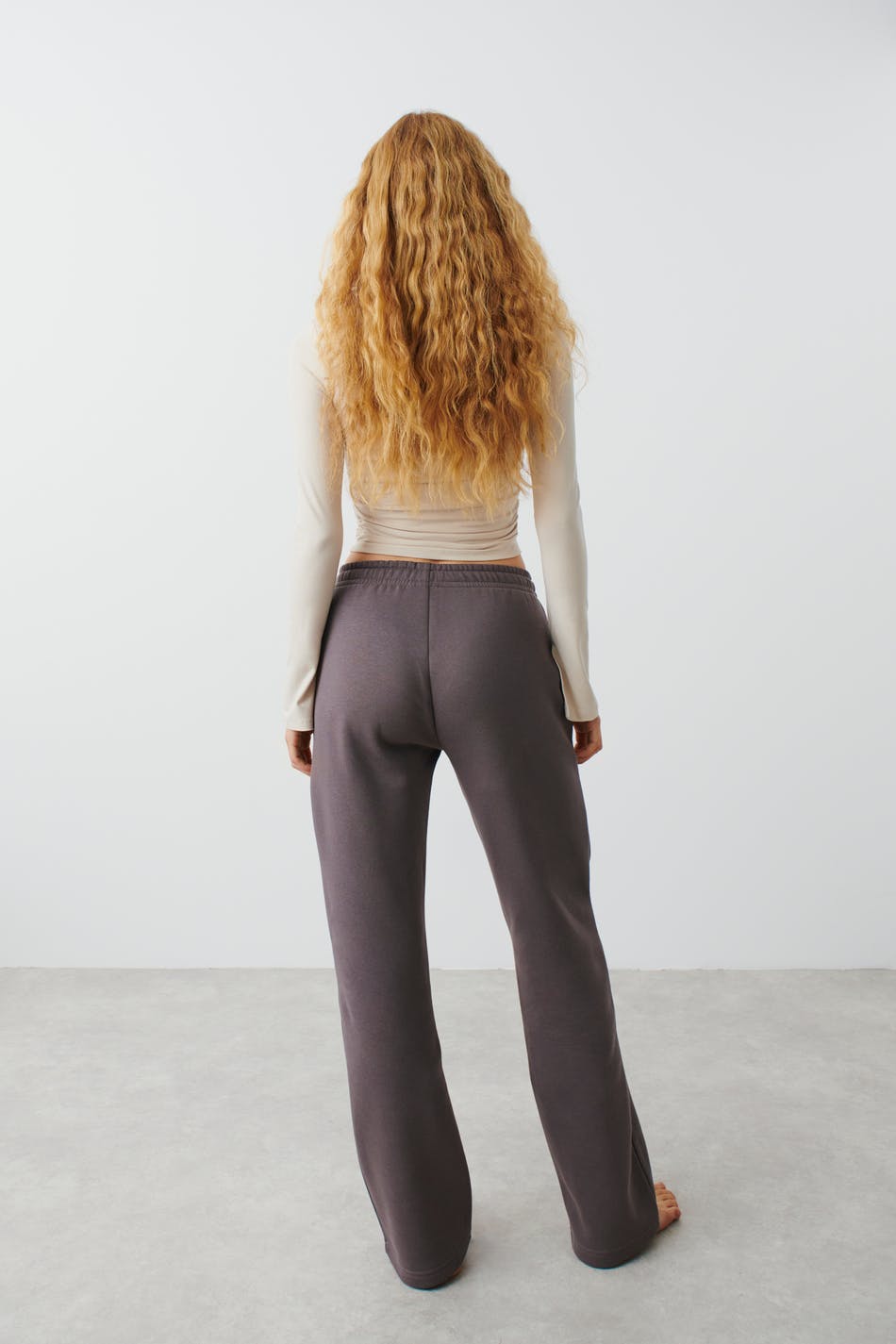 Basic straight sweatpants
