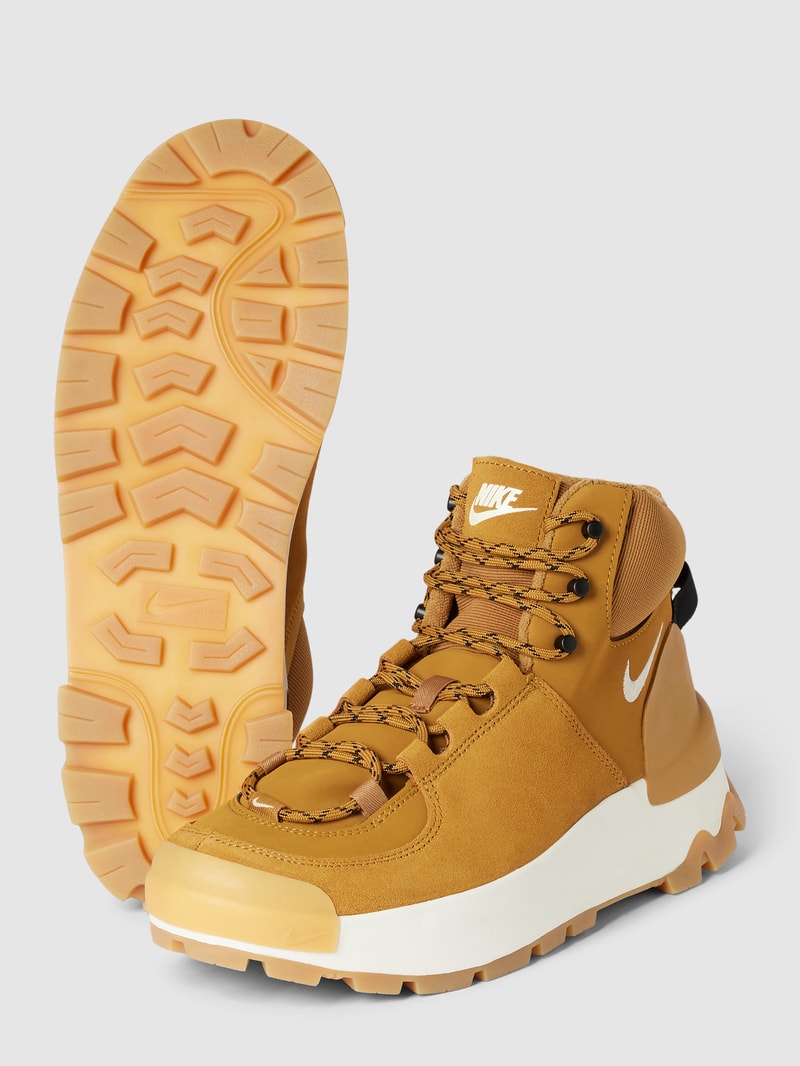 High Top Sneaker mit Label-Stitching in sand