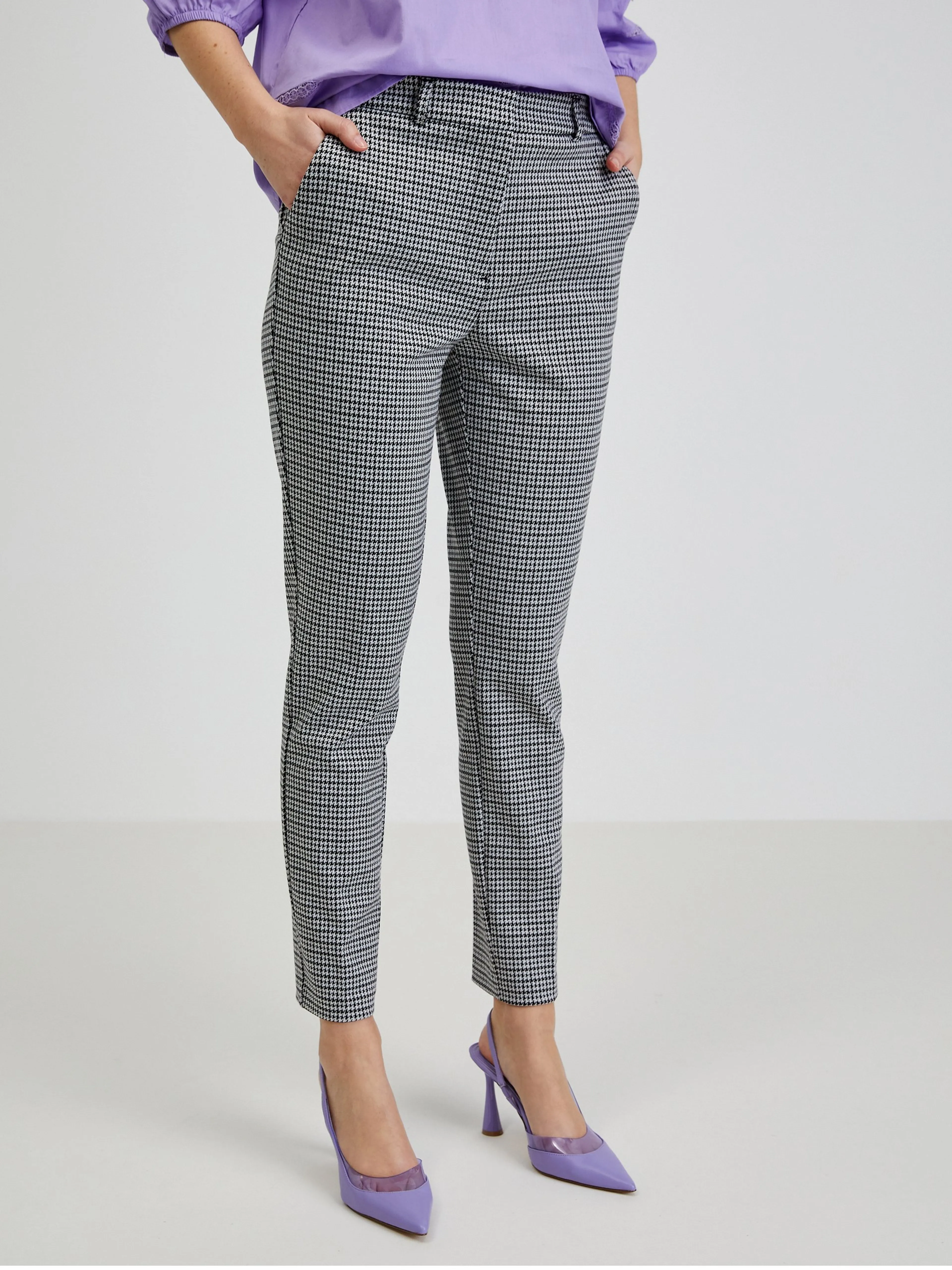 Weiß-schwarze gemusterte Damenhose ORSAY
