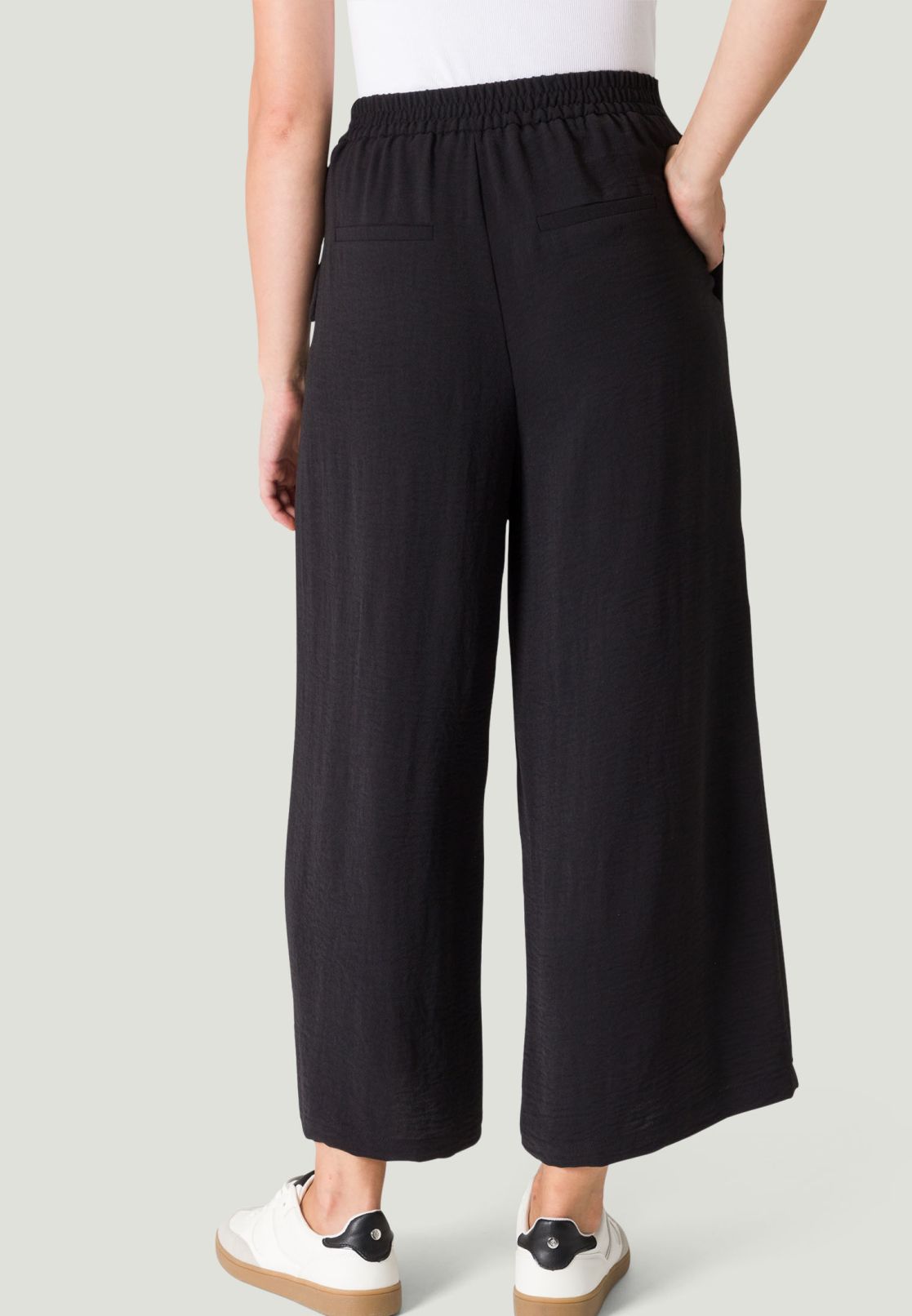 Culotte mit Gürtel