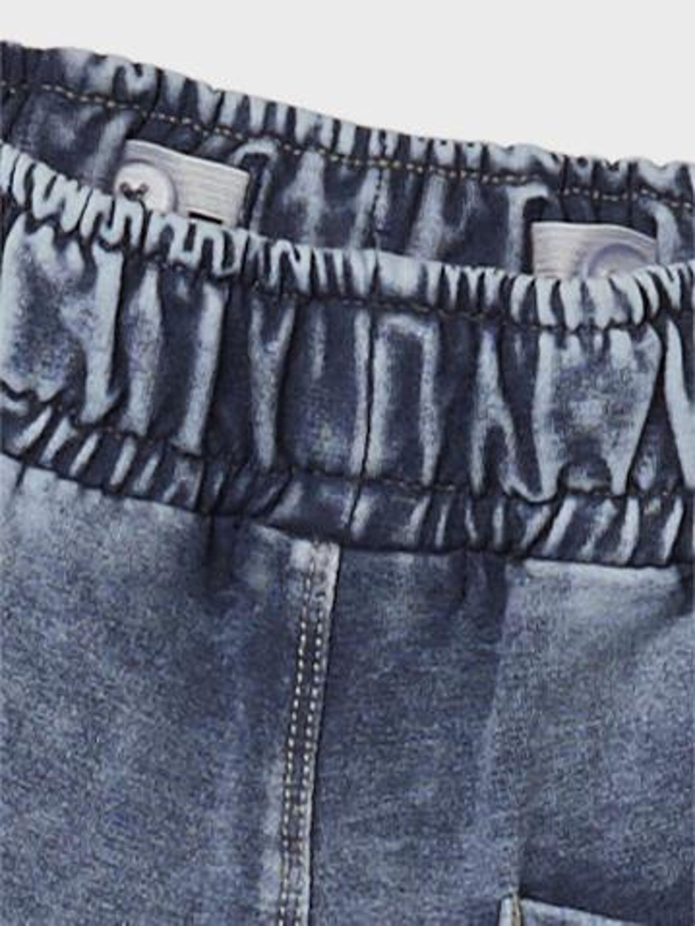 Tapered Pants