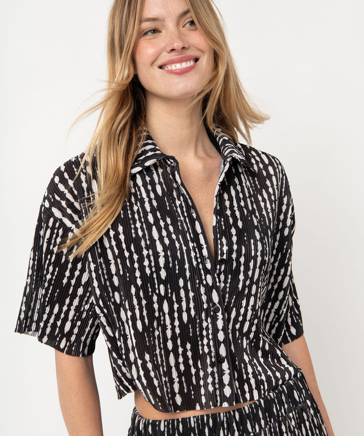 Chemise courte à manches courtes en maille plissée femme imprime | GEMO