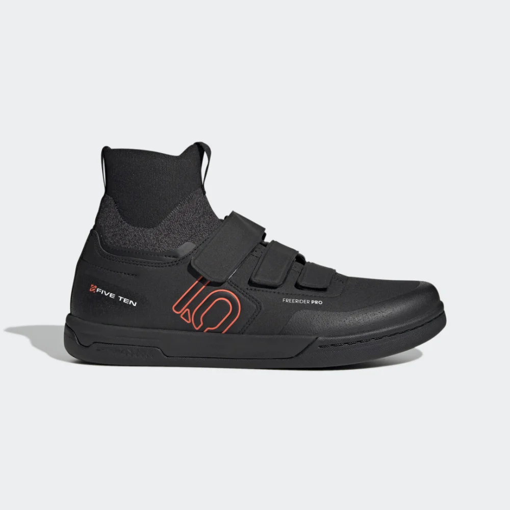 adidas FREERIDER PRO MID VCS H02024 / schwarz
