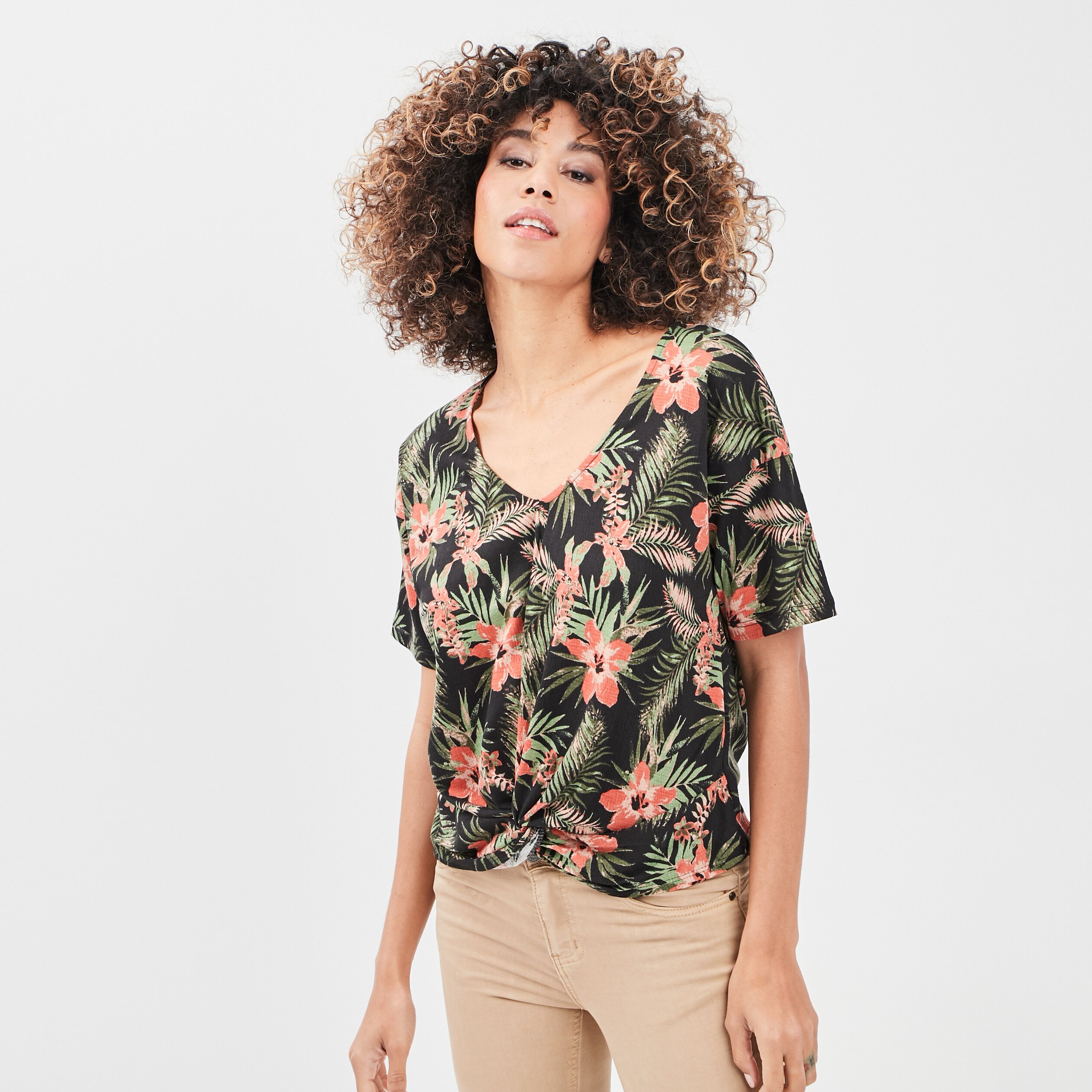 T-shirt manches courtes détail noeud noir femme | La Halle