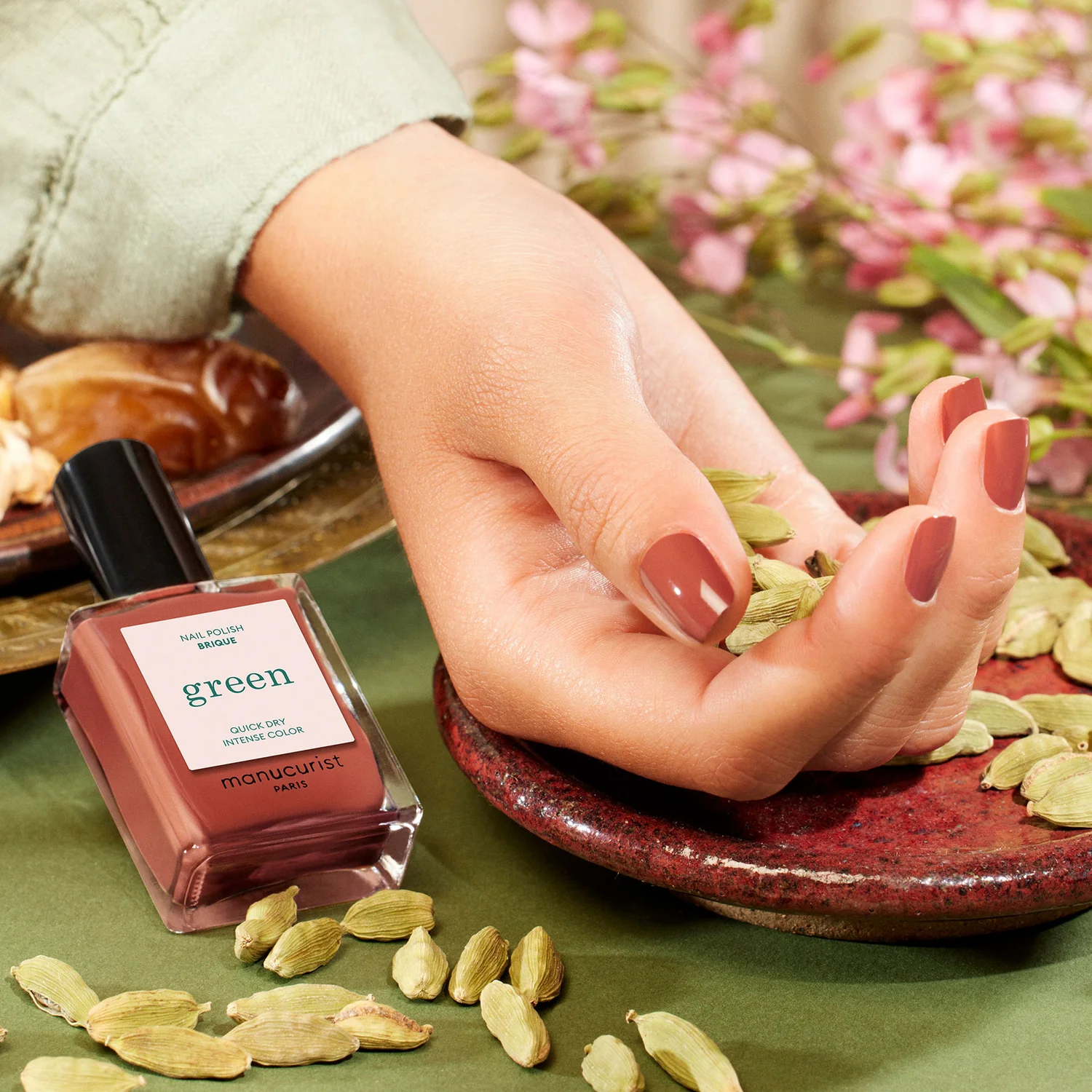 Green™ lak za nohte - 15 ml, rdečkast