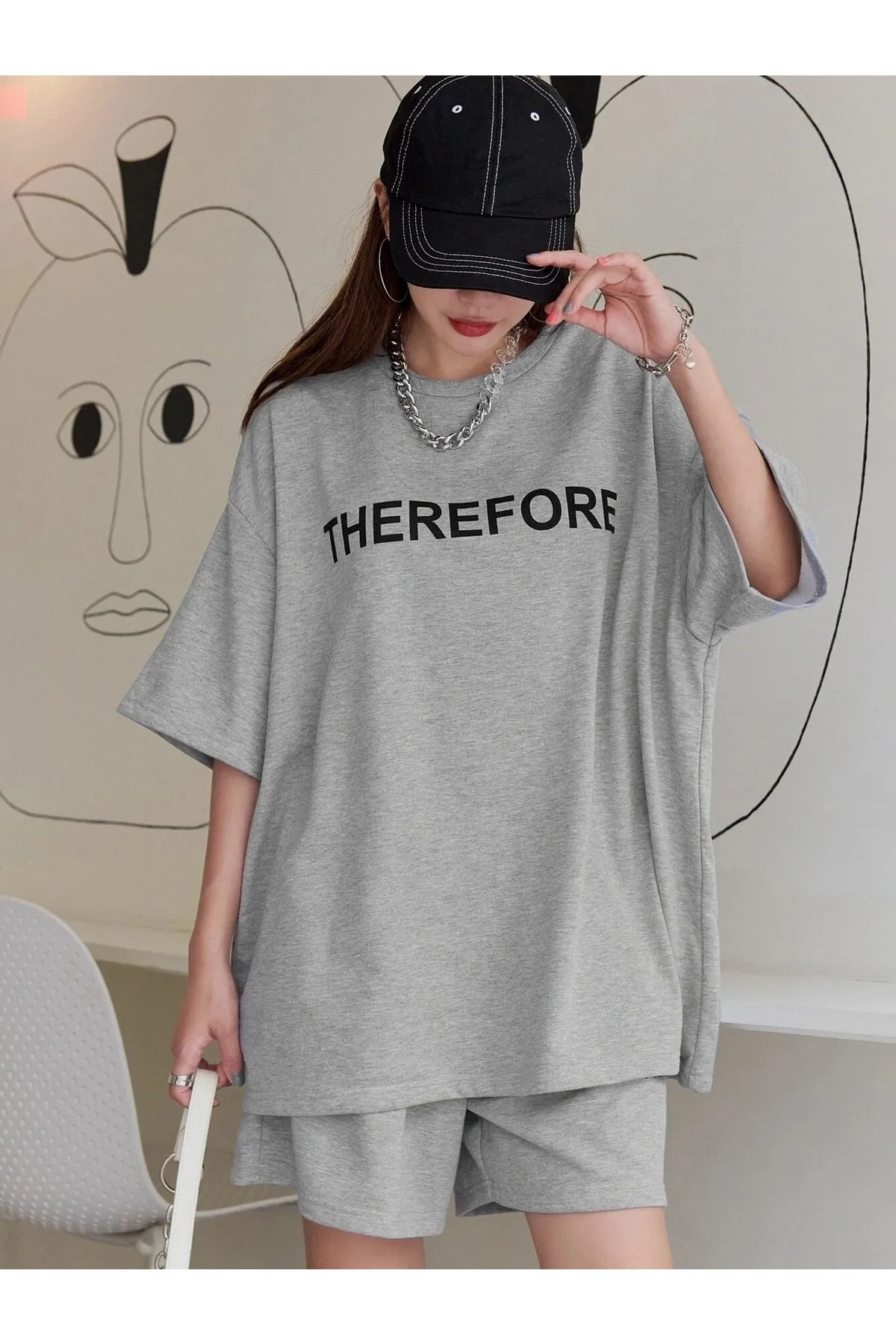 Know  Graues, bedrucktes Oversize-Shorts-Set für Damen