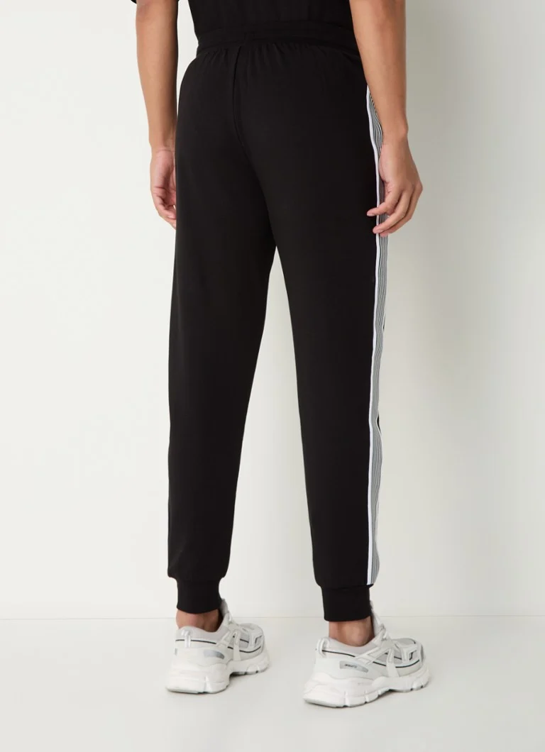 Emporio Armani sužene trenirke s logom